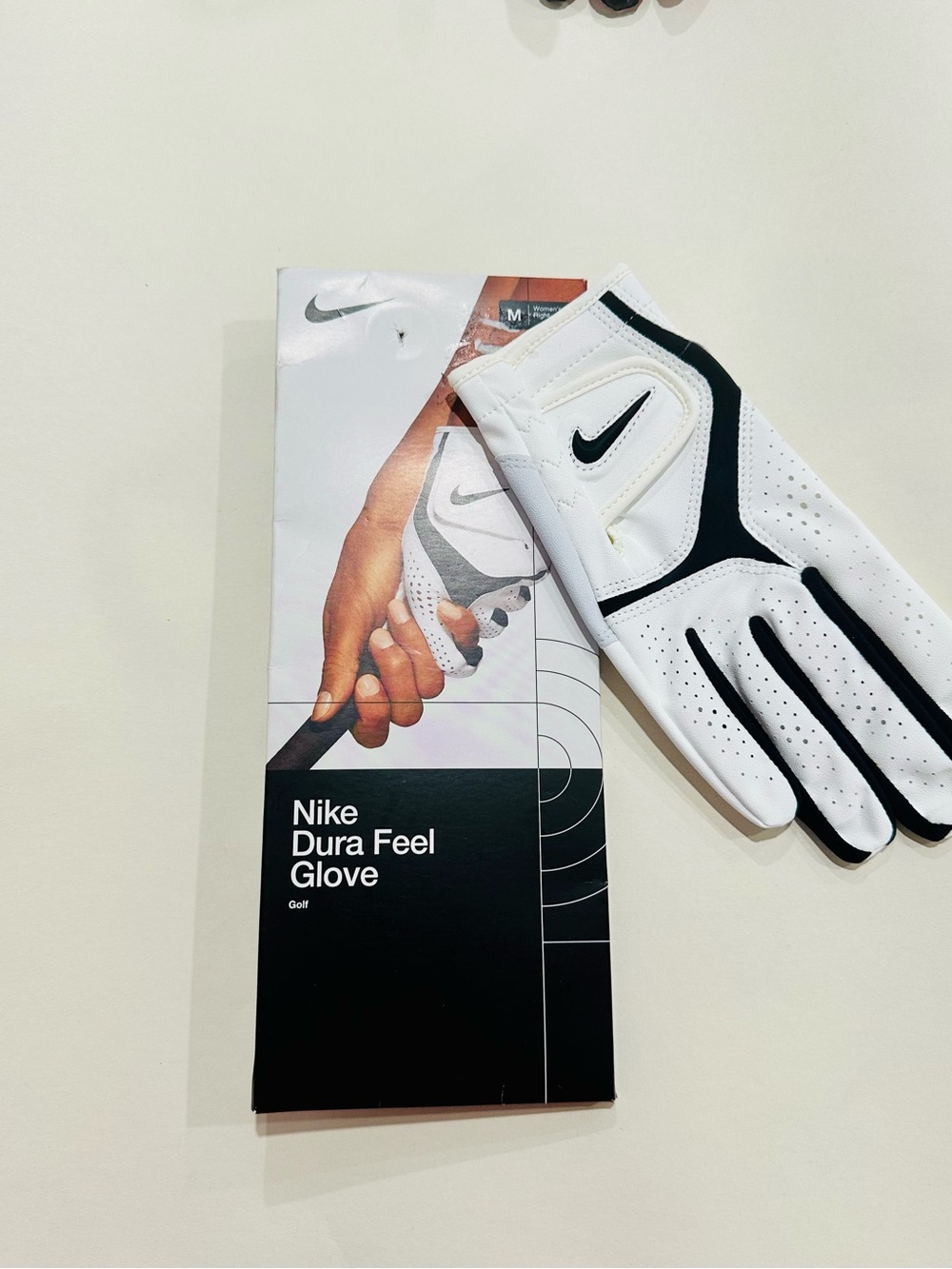 Nike Dura Feel Glove - White/Black Women’s Right Hand